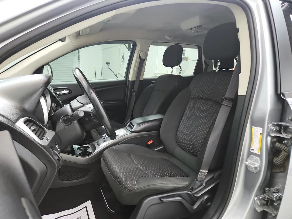 2019 Dodge Journey - Image 11 of 12