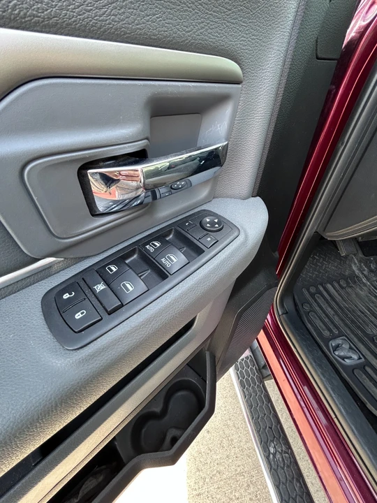 2019 Ram 2500 - Image 10 of 21