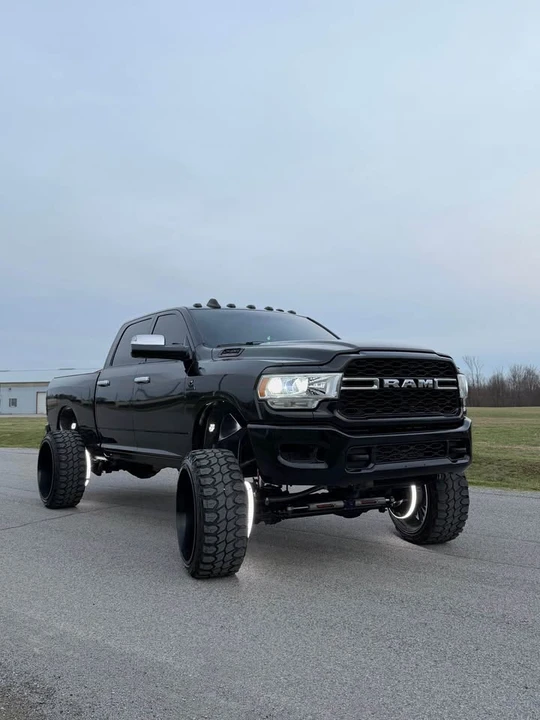 2019 Ram Heavy Duty - Image 2 of 19