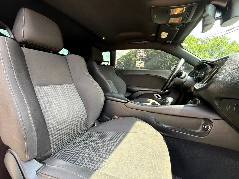 2019 Dodge Challenger 3rd Gen - Image 13 of 17