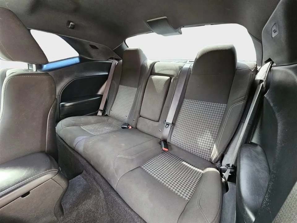 2019 Dodge Challenger 3rd Gen - Image 18 of 19