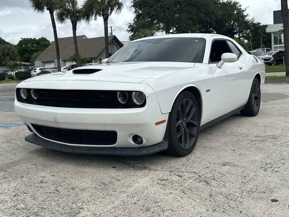2019 Dodge Challenger 3rd Gen - Image 2 of 19