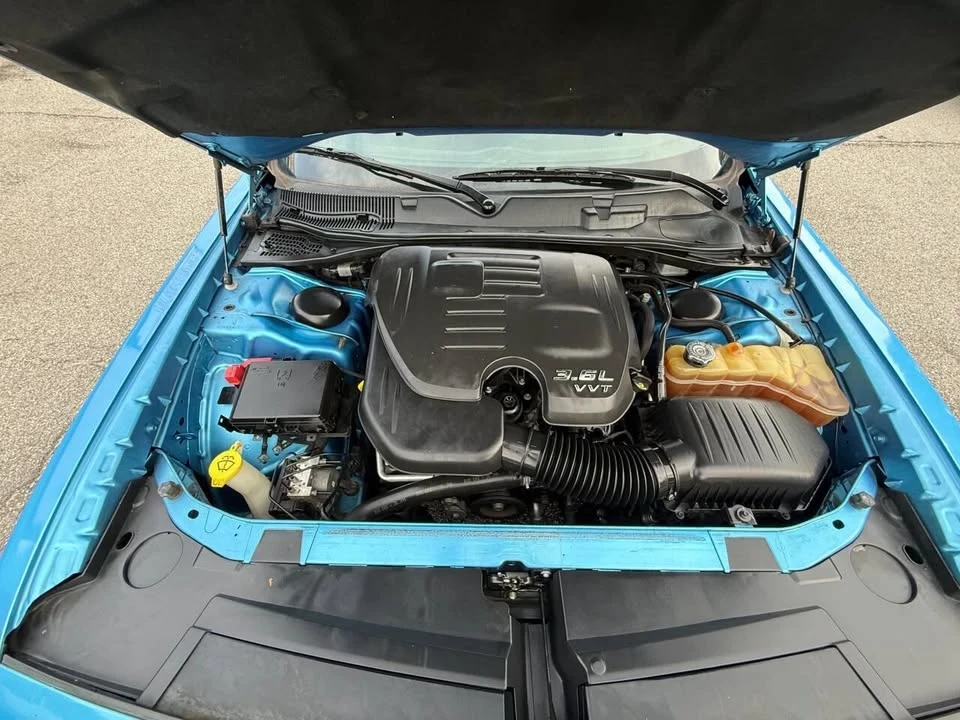 2019 Dodge Challenger 3rd Gen - Image 9 of 17