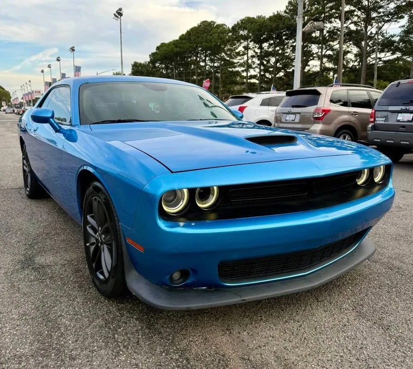 2019 Dodge Challenger 3rd Gen - Image 2 of 17