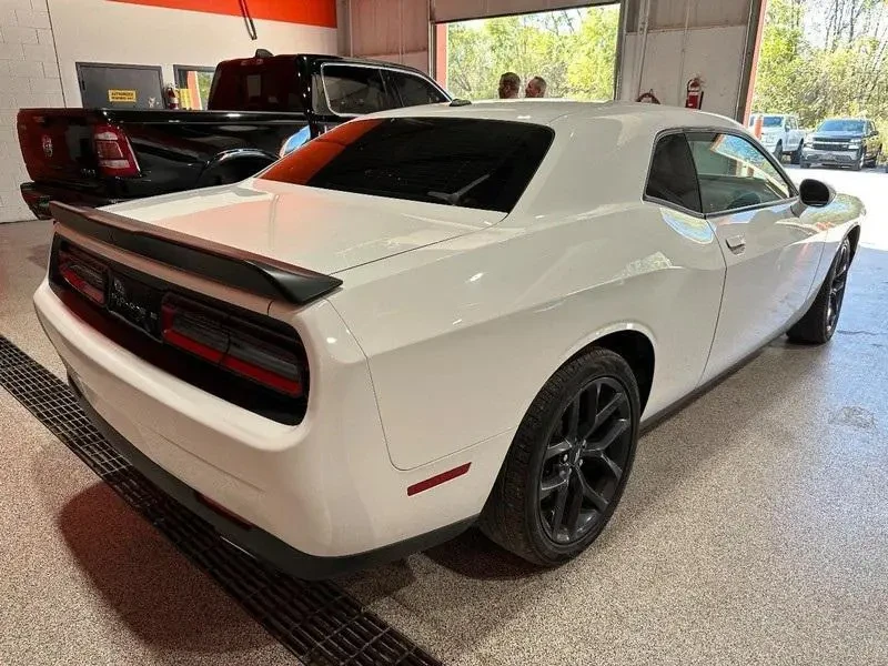 2019 Dodge Challenger 3rd Gen - Image 2 of 15