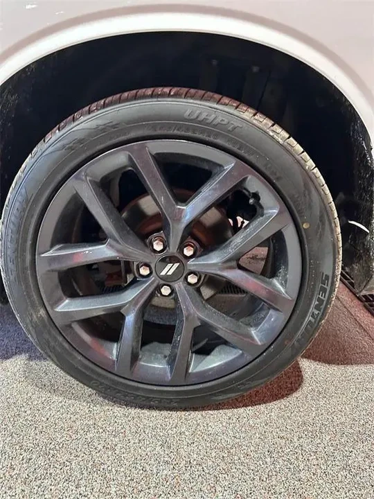 2019 Dodge Challenger 3rd Gen - Image 9 of 15