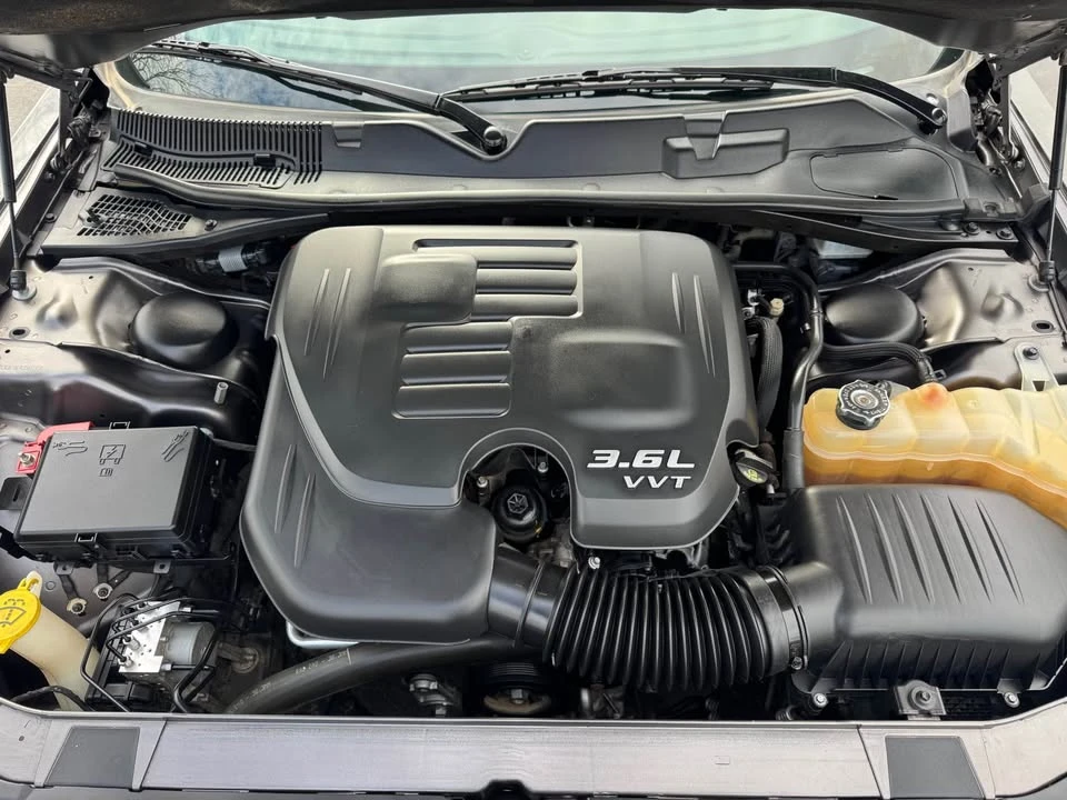 2019 Dodge Challenger 3rd Gen - Image 6 of 15