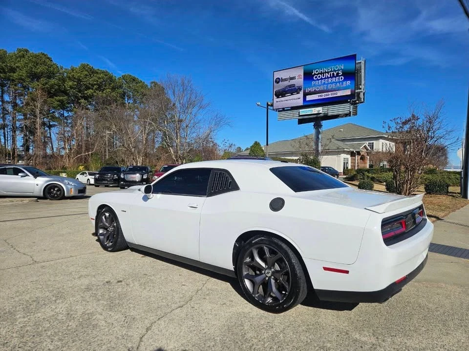 2019 Dodge Challenger 3rd Gen - Image 5 of 20
