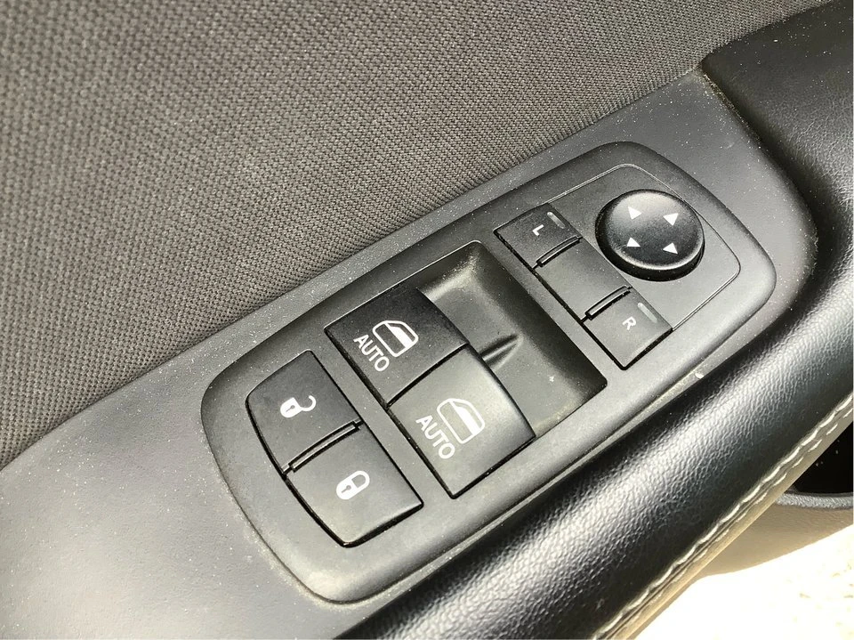 2019 Dodge Challenger 3rd Gen - Image 19 of 20