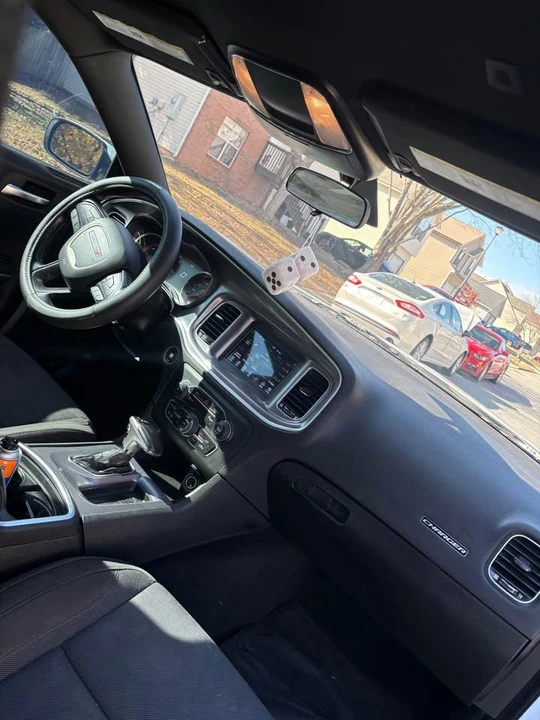 2019 Dodge Challenger 3rd Gen - Image 5 of 10