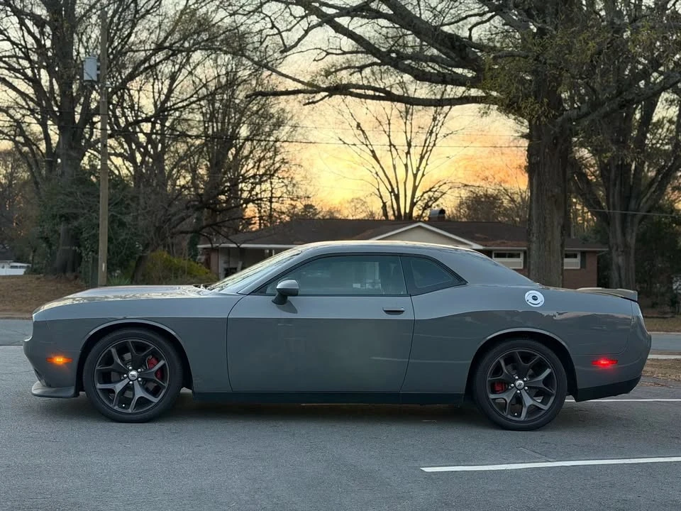 2019 Dodge Challenger 3rd Gen - Image 2 of 13