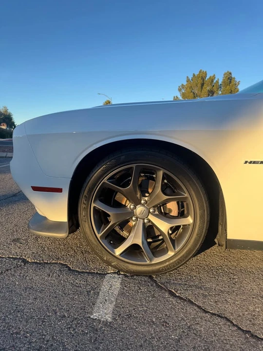 2019 Dodge Challenger 3rd Gen - Image 10 of 11