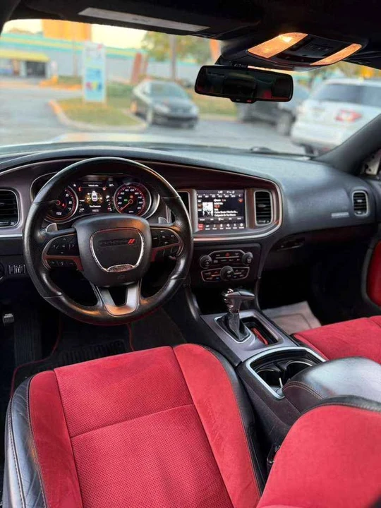 2019 Dodge Challenger 3rd Gen - Image 14 of 15