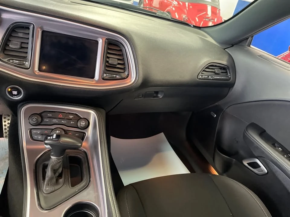 2019 Dodge Challenger 3rd Gen - Image 16 of 18