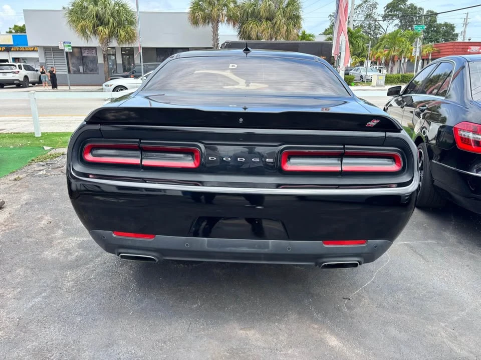 2019 Dodge Challenger 3rd Gen - Image 5 of 11