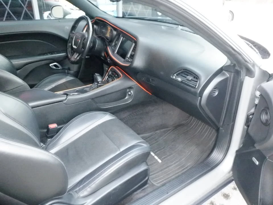 2019 Dodge Challenger 3rd Gen - Image 5 of 14