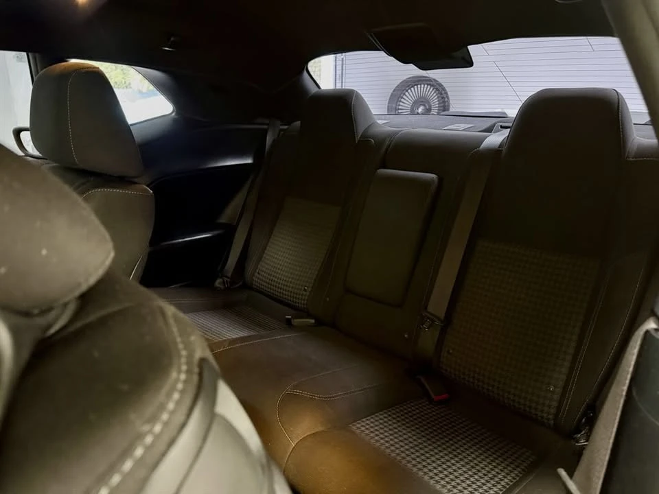 2019 Dodge Challenger 3rd Gen - Image 9 of 19