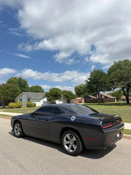 2019 Dodge Challenger 3rd Gen - Image 2 of 12