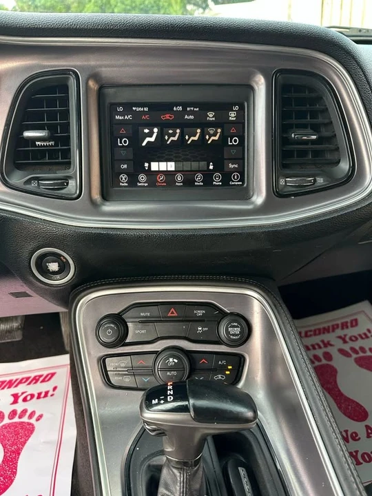 2019 Dodge Challenger 3rd Gen - Image 14 of 17