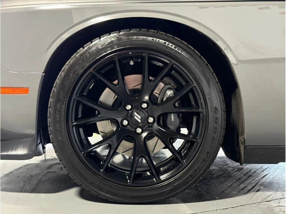 2019 Dodge Challenger 3rd Gen - Image 11 of 17
