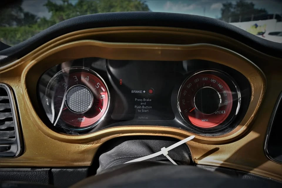 2019 Dodge Challenger 3rd Gen - Image 10 of 19
