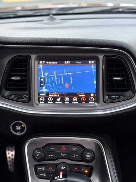 2019 Dodge Challenger 3rd Gen - Image 7 of 15