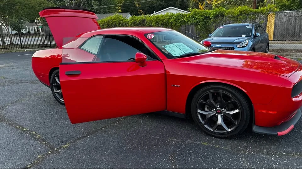 2019 Dodge Challenger 3rd Gen - Image 2 of 6