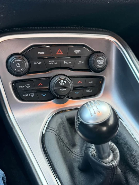 2019 Dodge Challenger 3rd Gen - Image 19 of 20