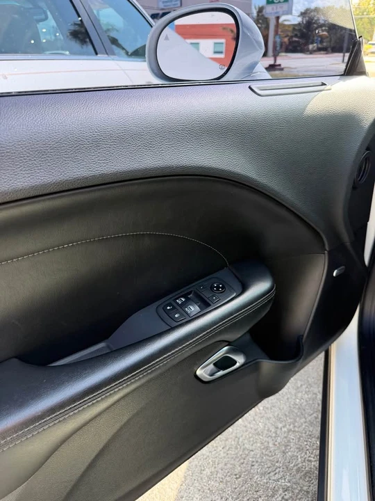 2019 Dodge Challenger 3rd Gen - Image 5 of 8