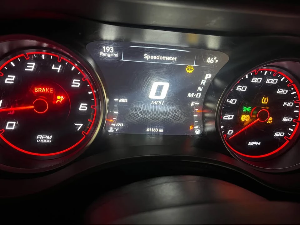 2019 Dodge Challenger SRT Hellcat 3rd Gen - Image 11 of 12