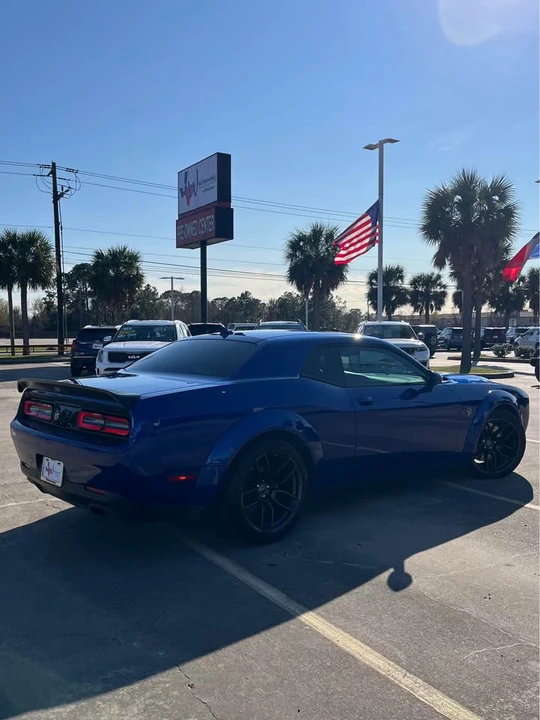 2019 Dodge Challenger SRT Hellcat 3rd Gen - Image 3 of 11