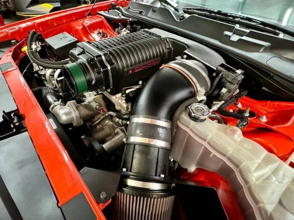 2019 Dodge Challenger SRT Hellcat 3rd Gen - Image 7 of 15