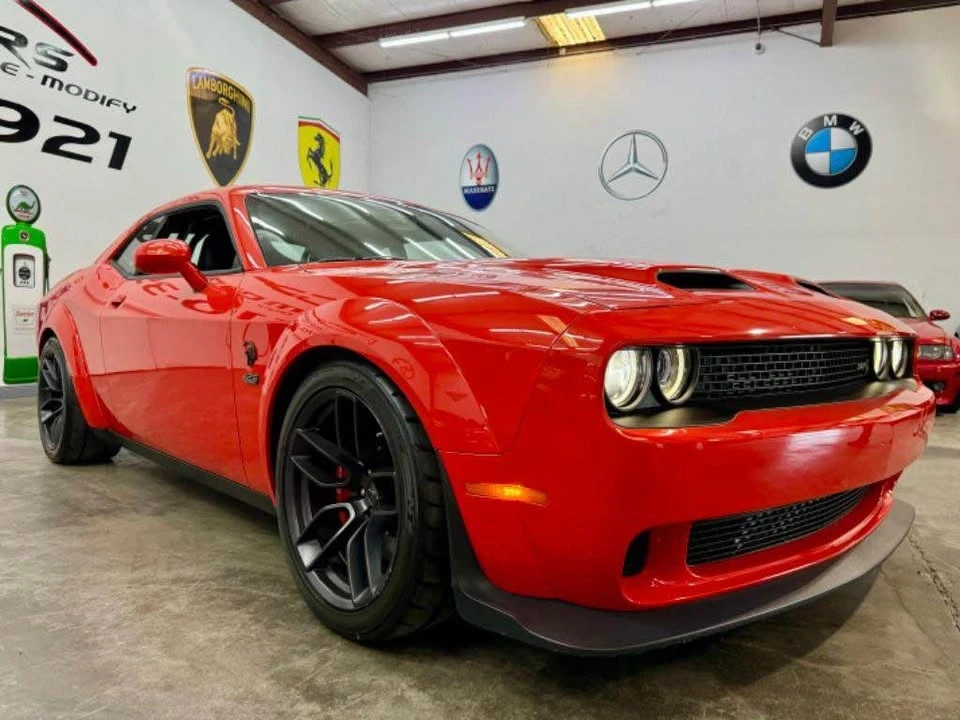 2019 Dodge Challenger SRT Hellcat 3rd Gen - Image 2 of 15