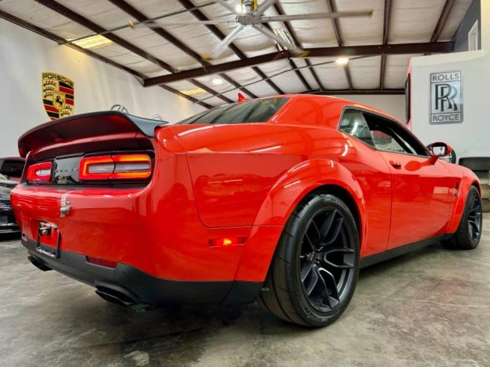 2019 Dodge Challenger SRT Hellcat 3rd Gen - Image 5 of 15
