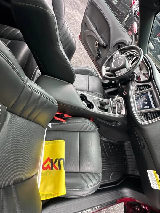 2019 Dodge Challenger SRT Hellcat 3rd Gen - Image 9 of 12