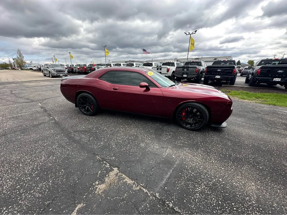 2019 Dodge Challenger SRT Hellcat 3rd Gen - Image 2 of 12