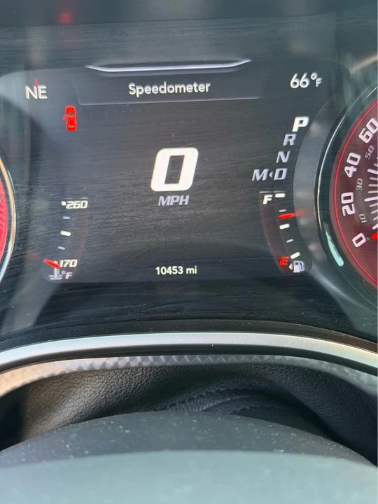 2019 Dodge Challenger SRT Hellcat 3rd Gen - Image 9 of 12
