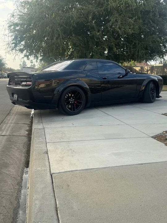2019 Dodge Challenger SRT Hellcat 3rd Gen - Image 4 of 18