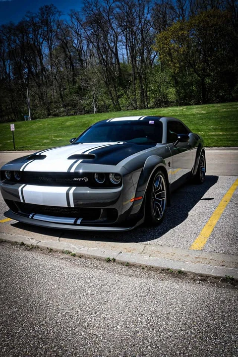 2019 Dodge Challenger SRT Hellcat 3rd Gen - Image 2 of 8