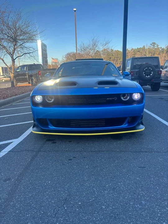 2019 Dodge Challenger SRT Hellcat 3rd Gen - Image 2 of 11