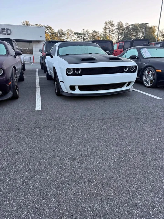 2019 Dodge Challenger SRT Hellcat 3rd Gen - Image 2 of 13