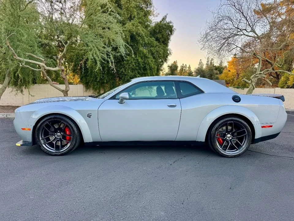 2019 Dodge Challenger SRT Hellcat 3rd Gen - Image 4 of 19