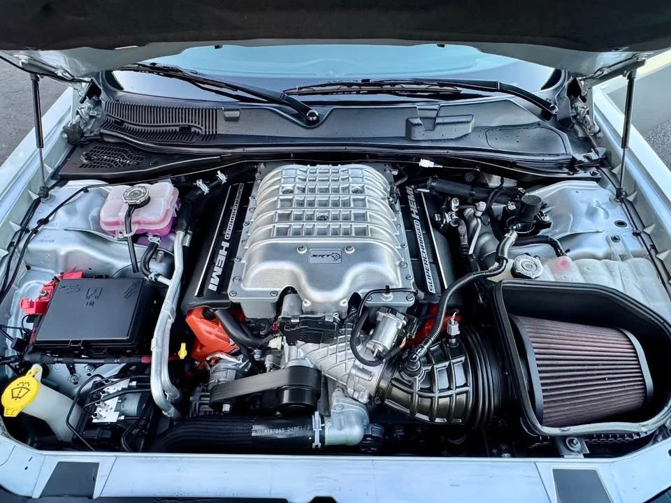 2019 Dodge Challenger SRT Hellcat 3rd Gen - Image 15 of 19