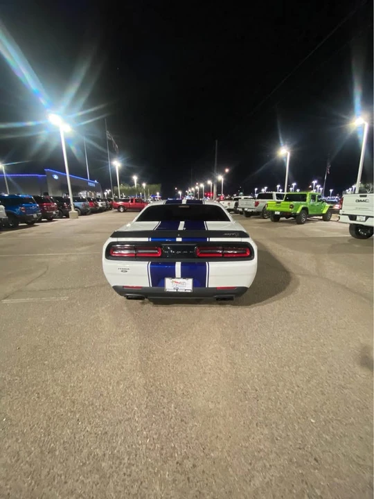 2019 Dodge Challenger SRT Hellcat 3rd Gen - Image 4 of 9