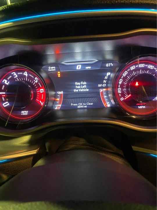 2019 Dodge Challenger SRT Hellcat 3rd Gen - Image 8 of 9