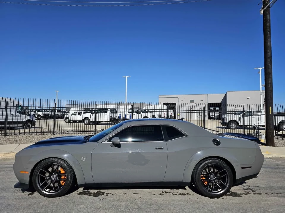 2019 Dodge Challenger SRT Hellcat 3rd Gen - Image 4 of 13