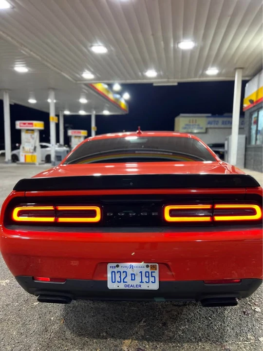 2019 Dodge Challenger SRT Hellcat 3rd Gen - Image 4 of 12