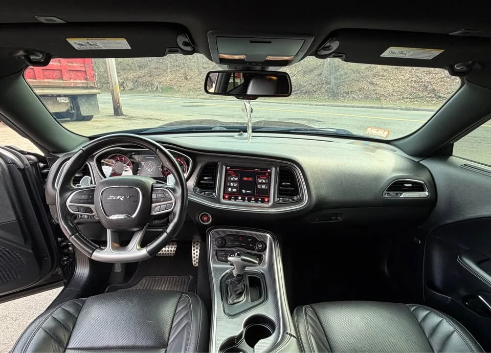 2019 Dodge Challenger SRT Hellcat 3rd Gen - Image 17 of 20