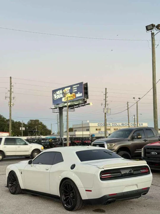 2019 Dodge Challenger SRT Hellcat 3rd Gen - Image 5 of 10
