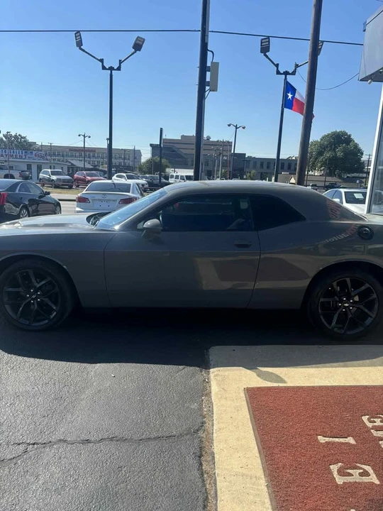 2019 Dodge Challenger 3rd Gen - Image 4 of 11